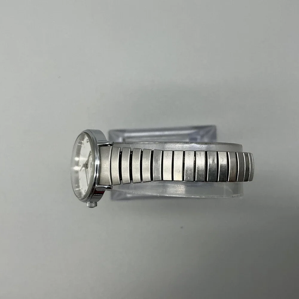 VIntage Timex Womens Watch 23mm Silver Tone Expansion Band New Battery